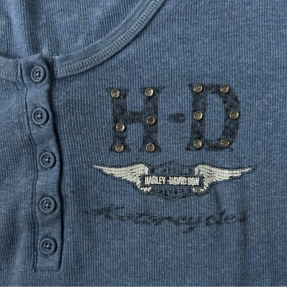 Y2K HARLEY-DAVIDSON Baby Tee Rhinestone Logo Henley Fitted 2000s Moto Indie Sz L - Picture 6 of 9